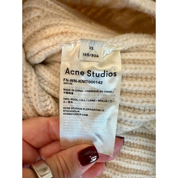 Acne Studios 100% Wool Ribbed V-Neck Sweater Beige Oversized Knit - Size XS - Picture 4 of 6